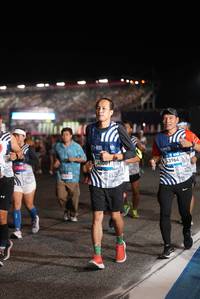 BIB: 4500114, 43964
                            <button type="button" onclick="openModal(23010928)" class="btn btn-primary btn-sm float-right btn-popup" data-toggle="modal" data-target=".modal-high-quality">
                        <i class="fas fa-shopping-cart"></i> Add to Cart
                    </button>
                                            <button type="button" onclick="isThisMe(23010928, true)" class="btn btn-success btn-sm float-right btn-popup btn-isme hidden" data-toggle="tooltip" data-placement="bottom" title="นี่คือรูปของคุณใช่ไหม คลิกที่นี่เพื่อเอาเข้าอัลบั้ม">
                        <i class="fas fa-plus"></i> Add to album
                    </button>
                    <button type="button" onclick="isThisMe(23010928, false)" class="btn btn-warning btn-sm float-right btn-popup btn-isnotme hidden">
                        <i class="fas fa-ban"></i> Remove from album
                    </button>